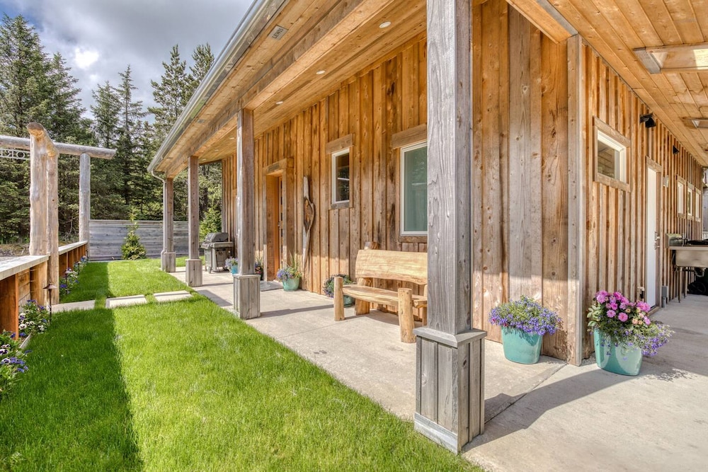 Boutique Cabin Design Luxury Hot Tub Path to Beach