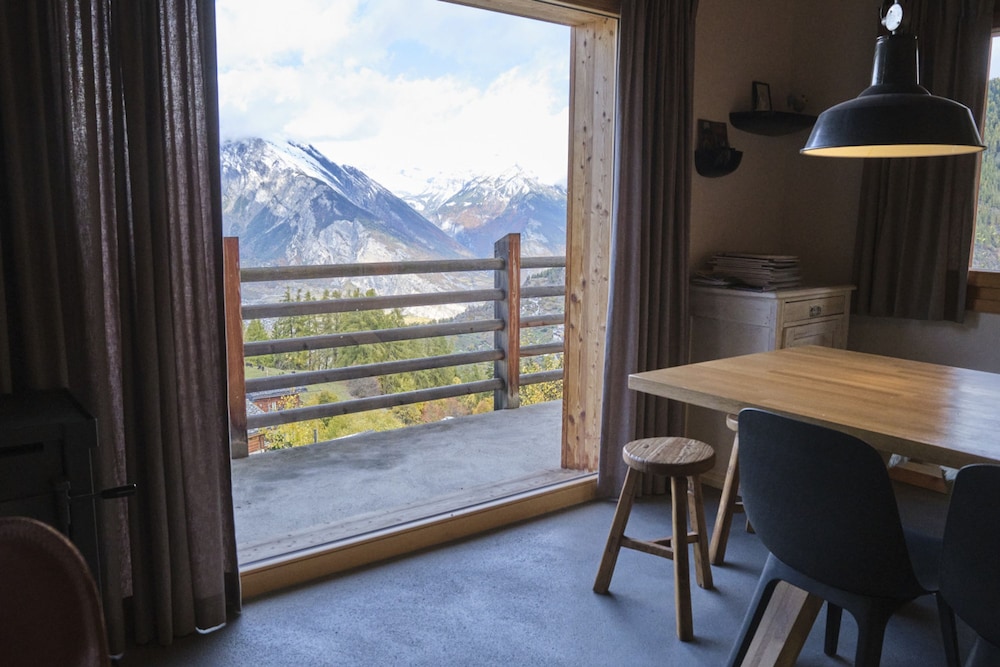 Beautiful Luxury Chalet Roy With Incredible Views