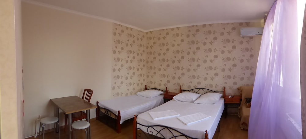 Guesthouse on Sevastopolskoy view 2