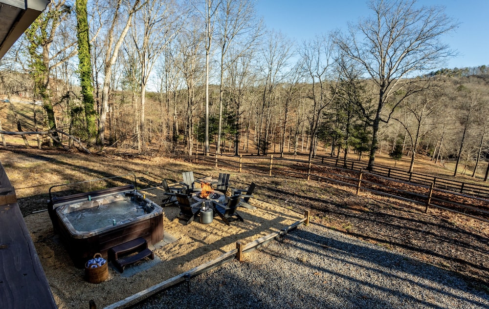 Creekside Haven by Boutiq view 3