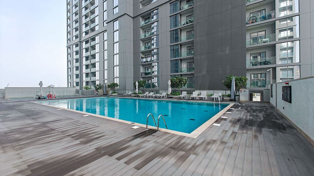Lavish 1BR Apartment in Sobha Creek Vistas Reserve