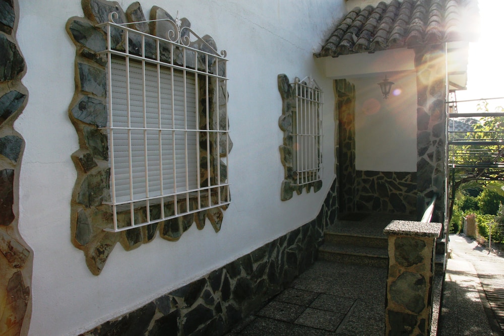 Photo 37