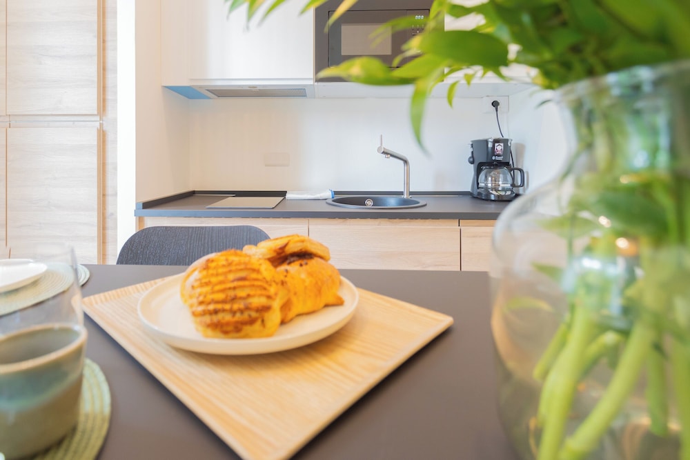 Enchanted Como Lake - Tremezzo Apartments by Rent all Como