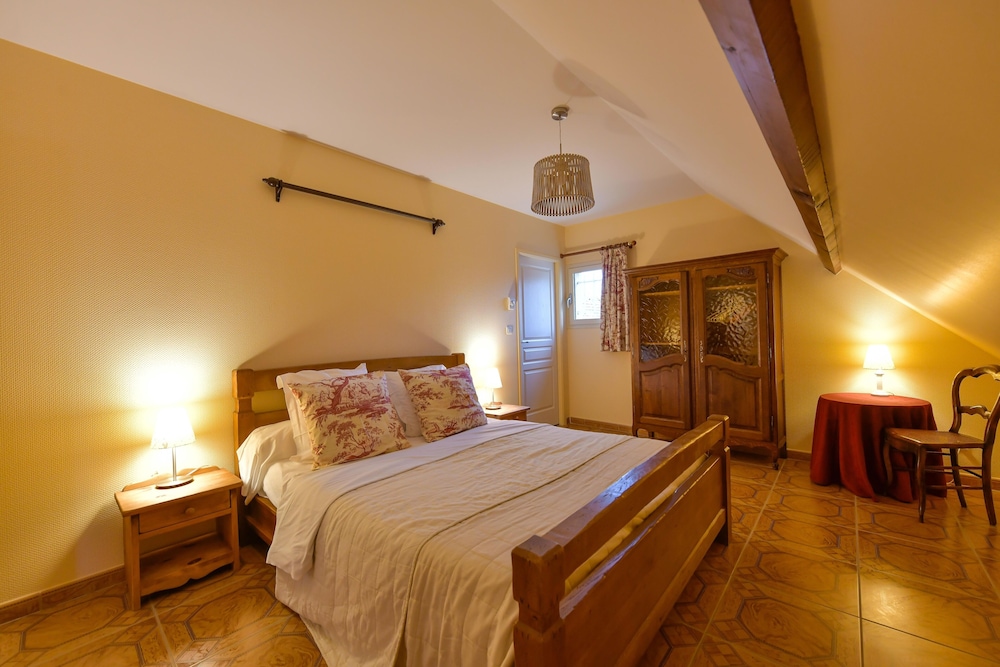Le clos champagnac at Hotel Golf Chateau de Chailly
