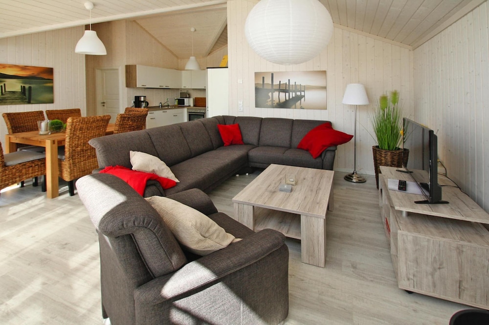 Ferienhaus Seebrise mit Sauna am Dummer See