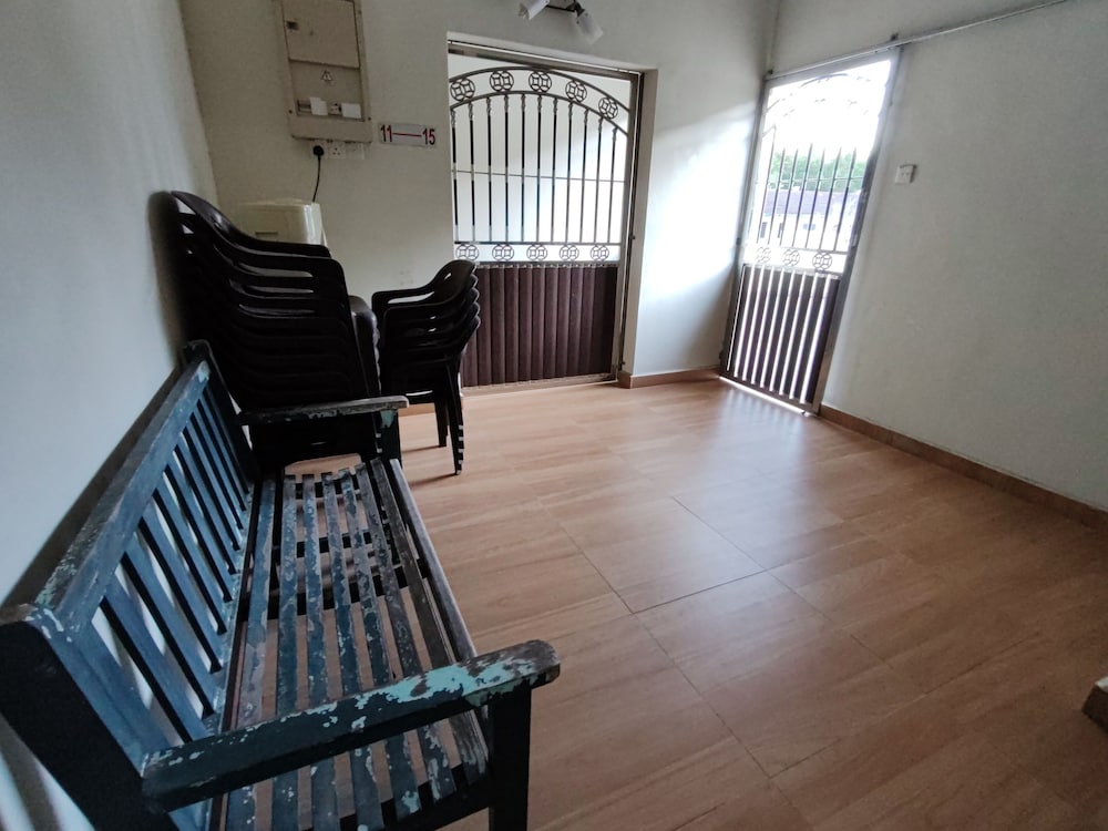 Lumut Villa Inn Homestay