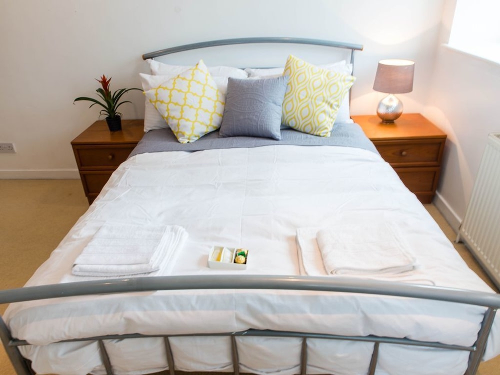 Local Stayz - Bothwell Apartment view 4
