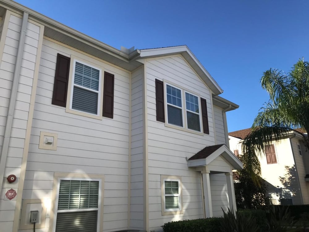 Lucaya Village 3040 #22-101 - Image 1