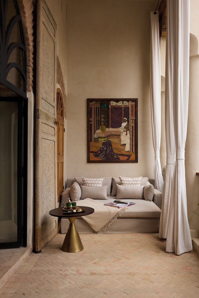 Nobu Riad