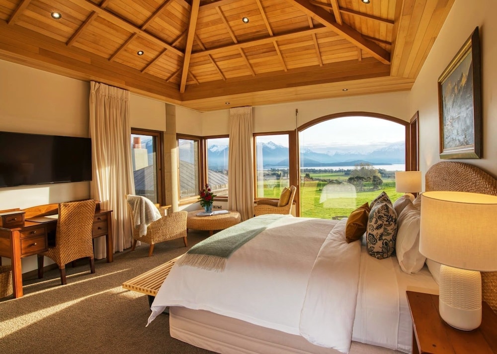 Cabot Lodge