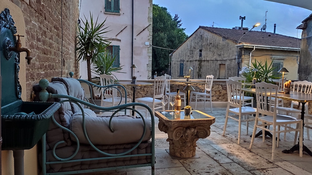 Residenza d'Epoca CAVALIERE
