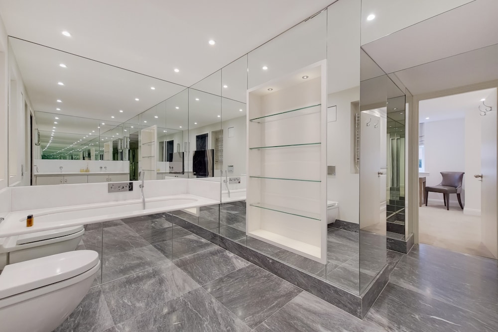 The Knightsbridge Residences