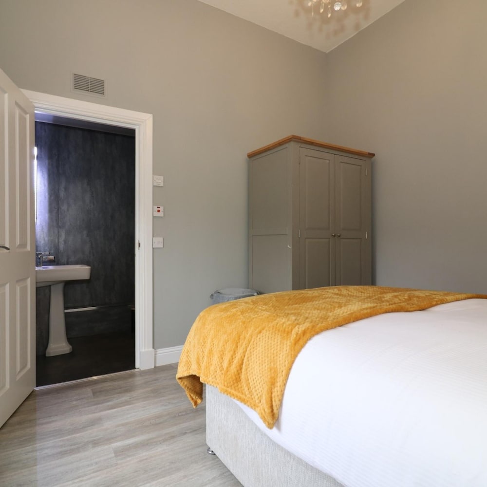 Linden House - Flat 3 - Airdrie