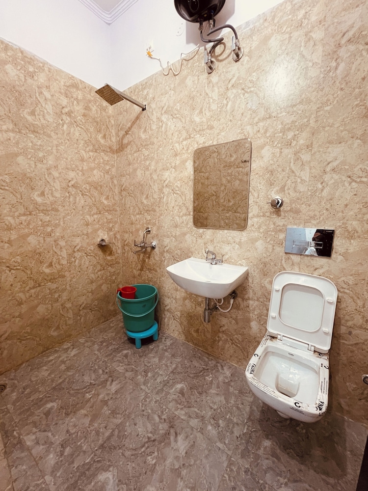 Vishram Guest House