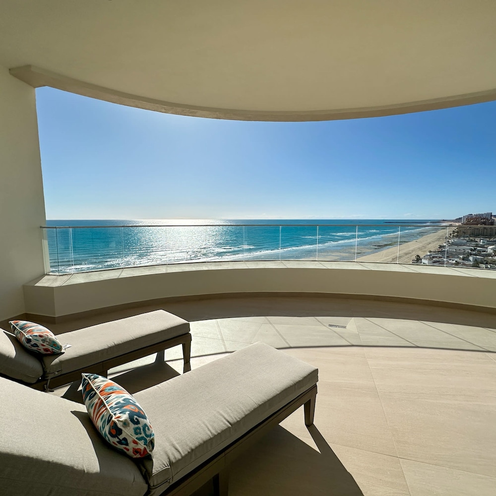 Has it all Beachfront Retreat With Stunning Views