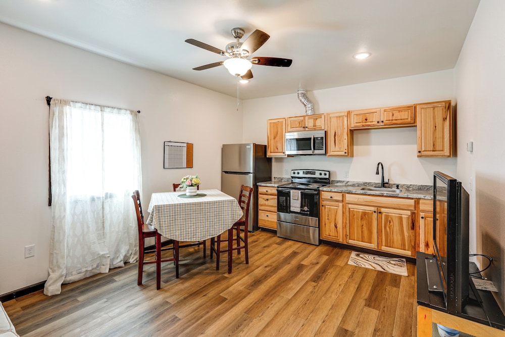 < 2 Mi to Dtwn: Pet-friendly Getaway in Fairbanks