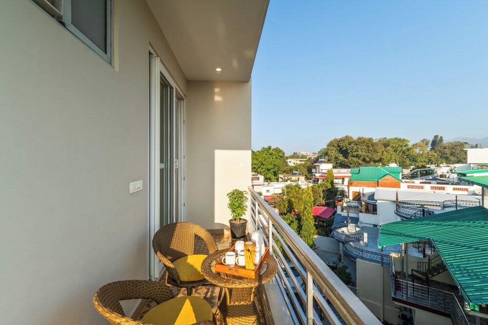 Auro Bliss - An Opulent 3bhk Penthouse in Dehradun