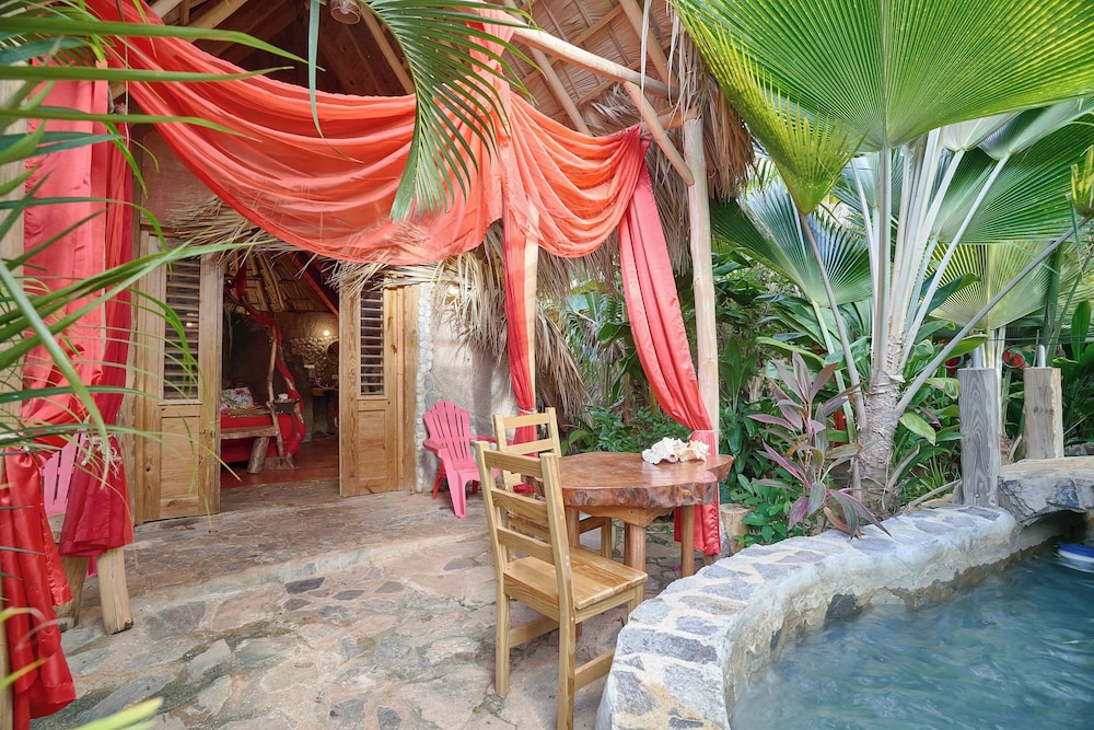 CHALET TROPICAL Hotel & Restaurant-Pizzeria