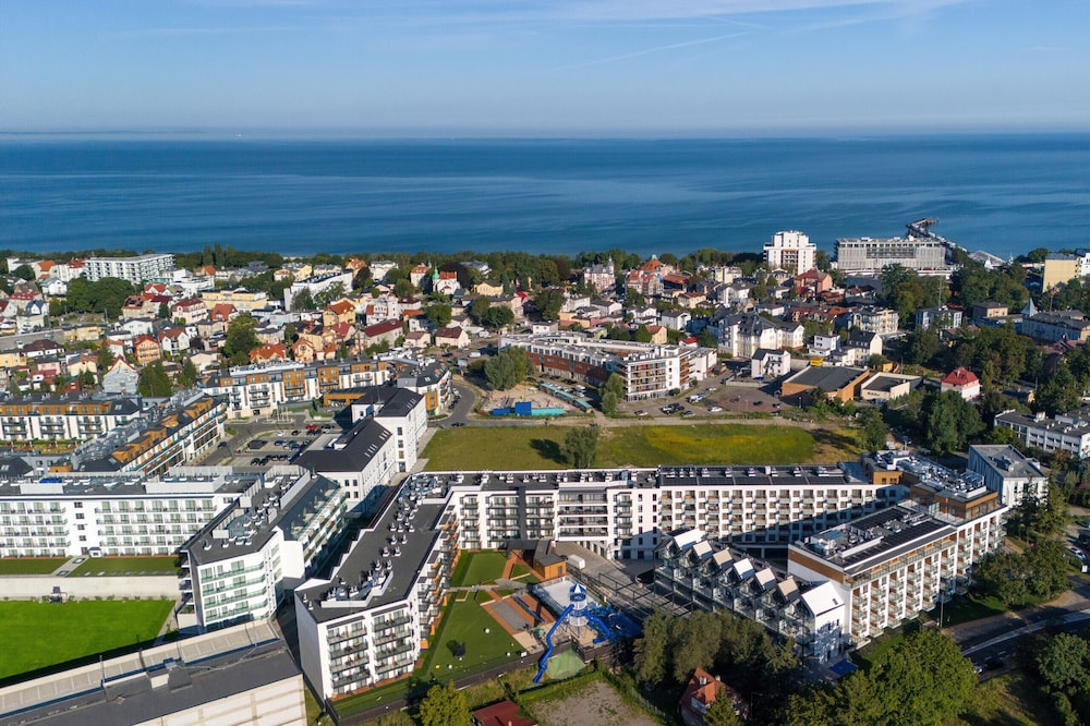 Bel Mare Apartment w/ Balcony by Renters