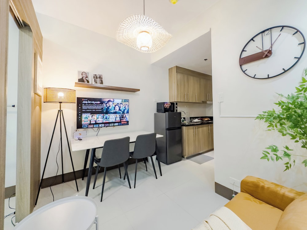 GemstoneBR in SMDC Fame Residences