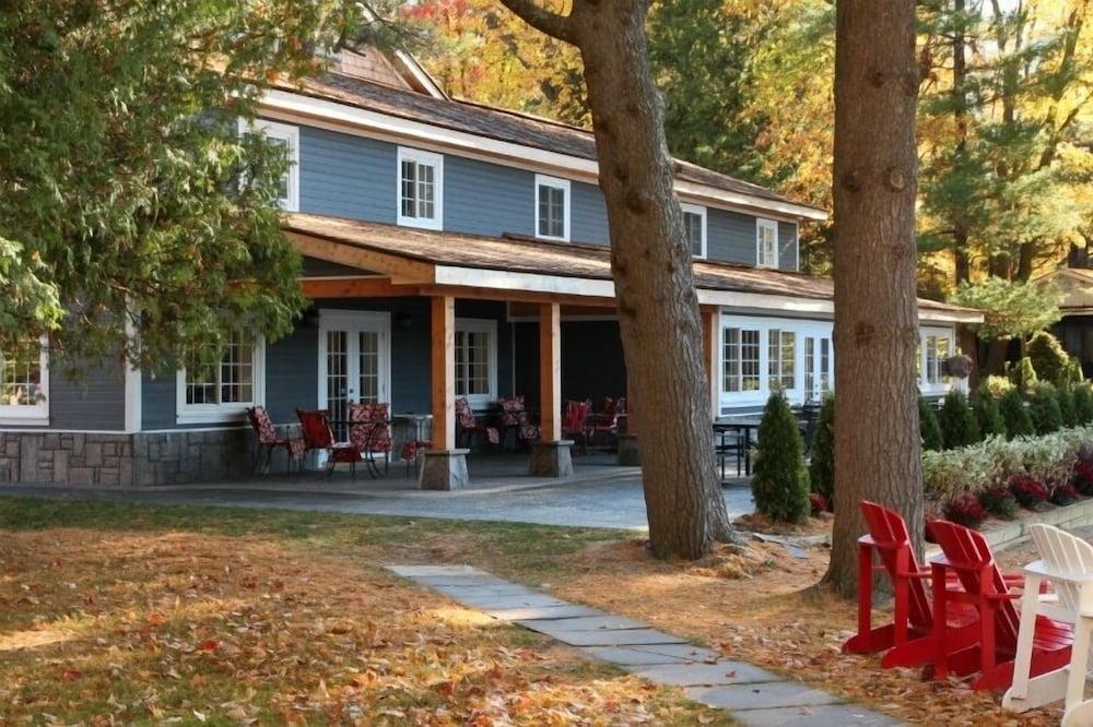 Patterson Kaye Resort on Lake Muskoka