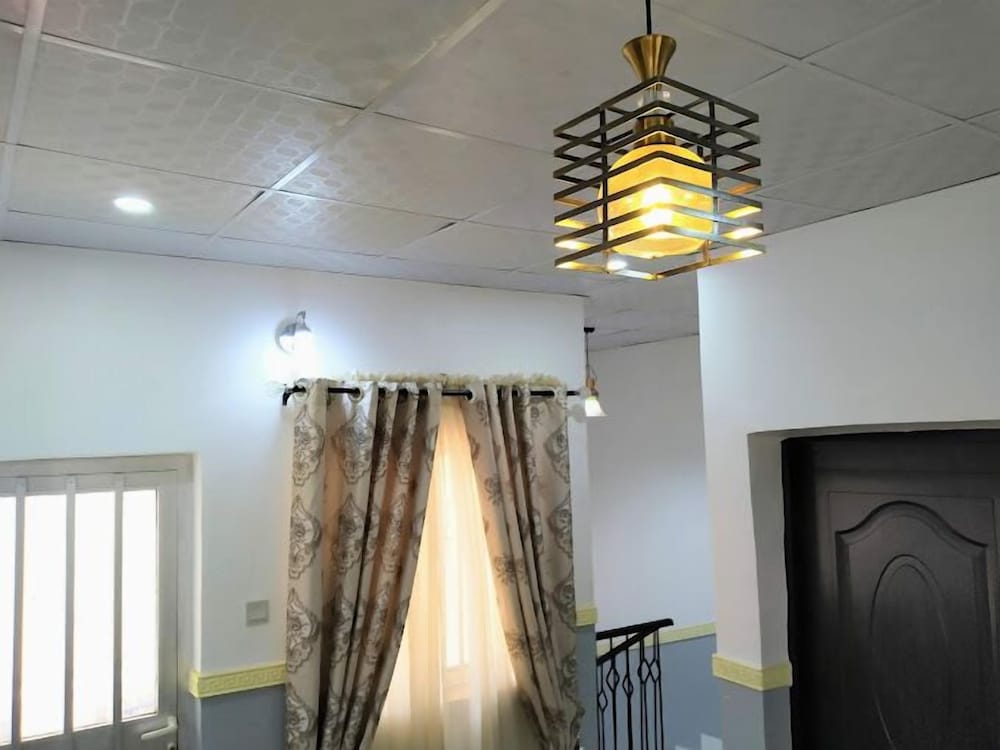 GHS APARTMENT LTD