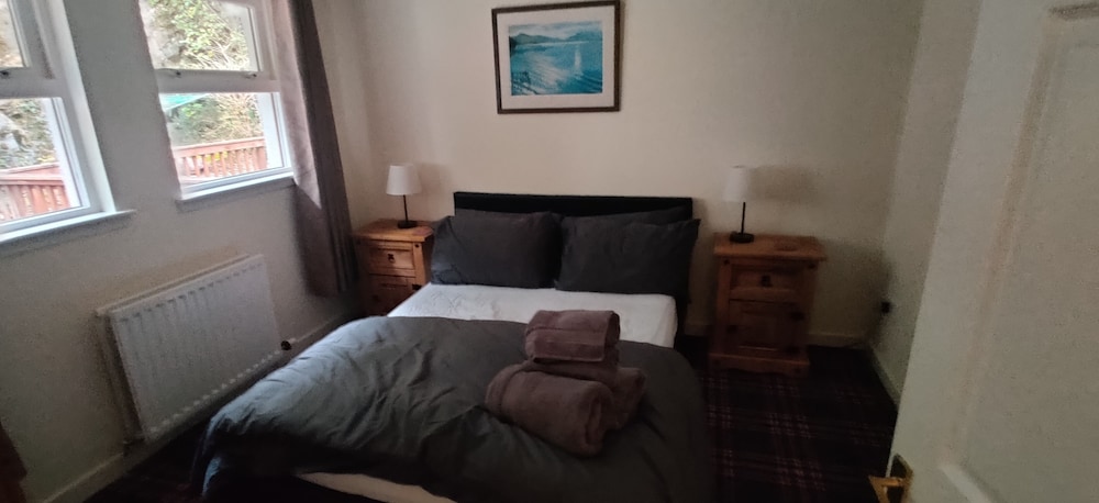 The Cobbler Cottage - Loch Lomond and Arrochar Alps view 5
