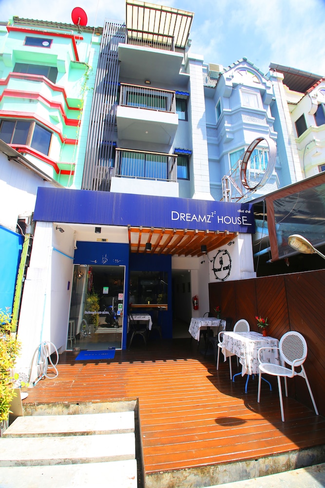 Hotel Dreamz House Boutique - Image 1