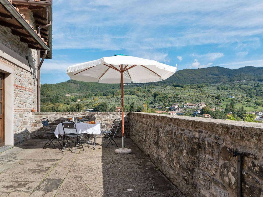 Balcony & Terrace