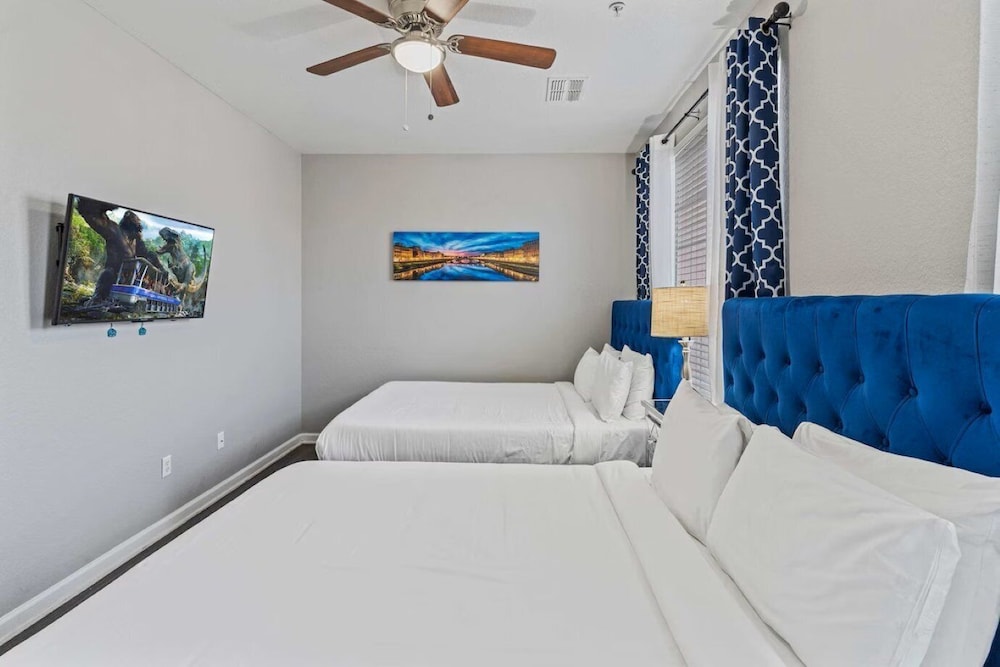 Vista Cay Swanky