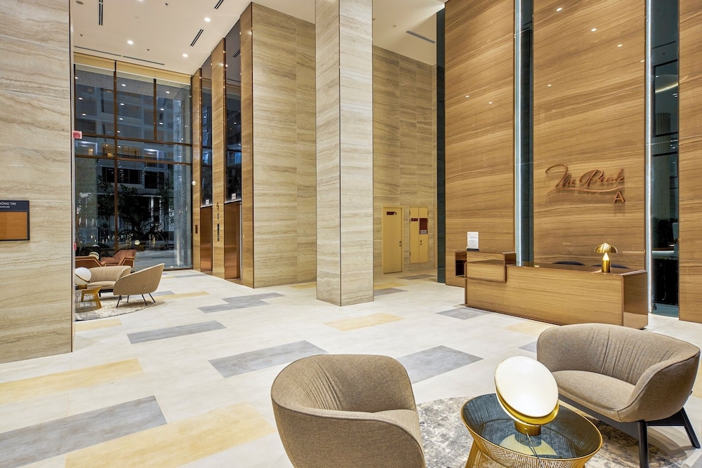 Midtown Premium Apartments