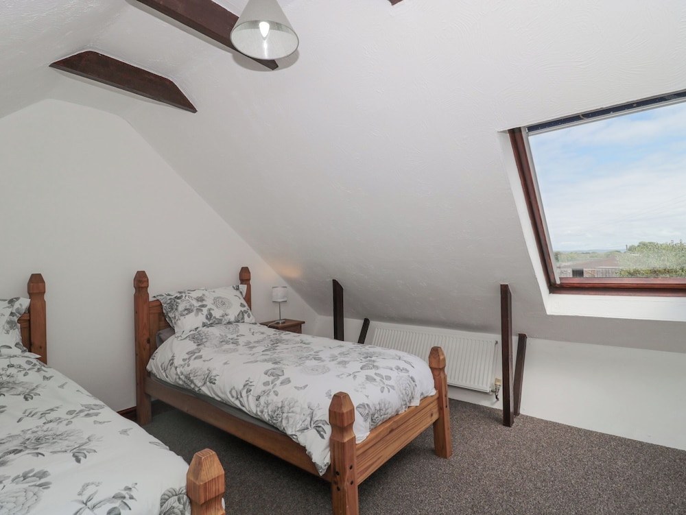 Mistletoe Cottage