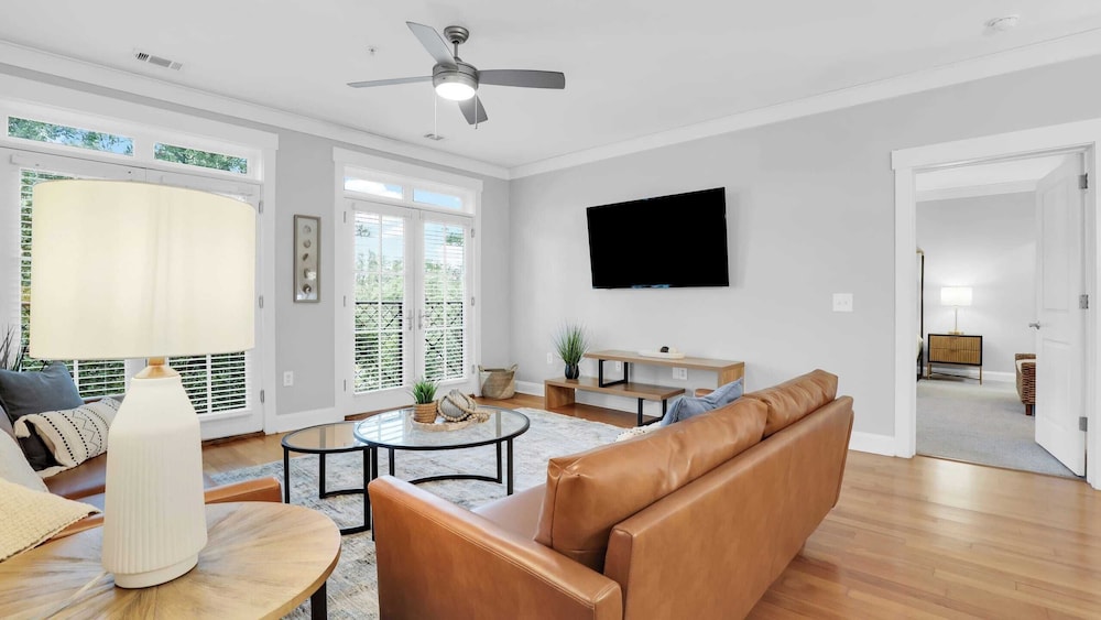 2 Suites Walkable Historic District Location The Juliette by Avantstay