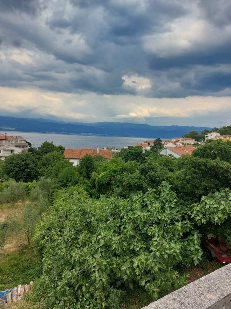 Supec - Near the sea - A1 view 2