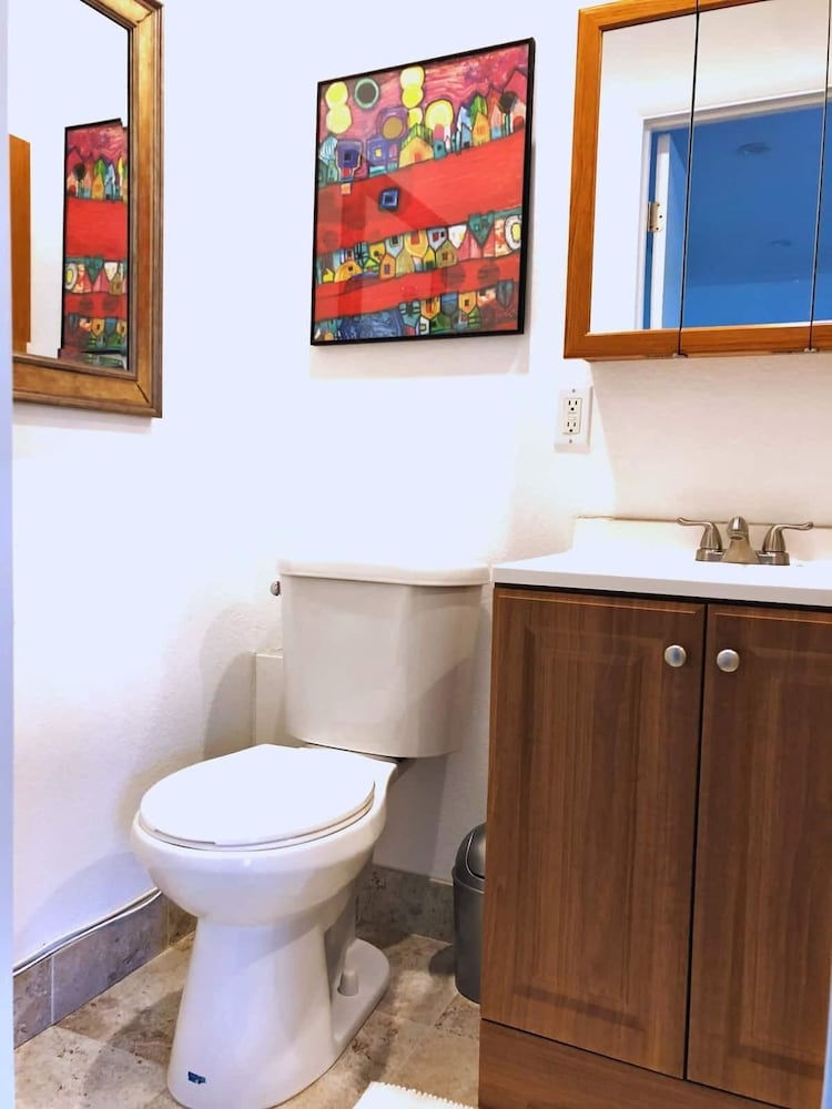 Studio in Las Olas Near FL Beach