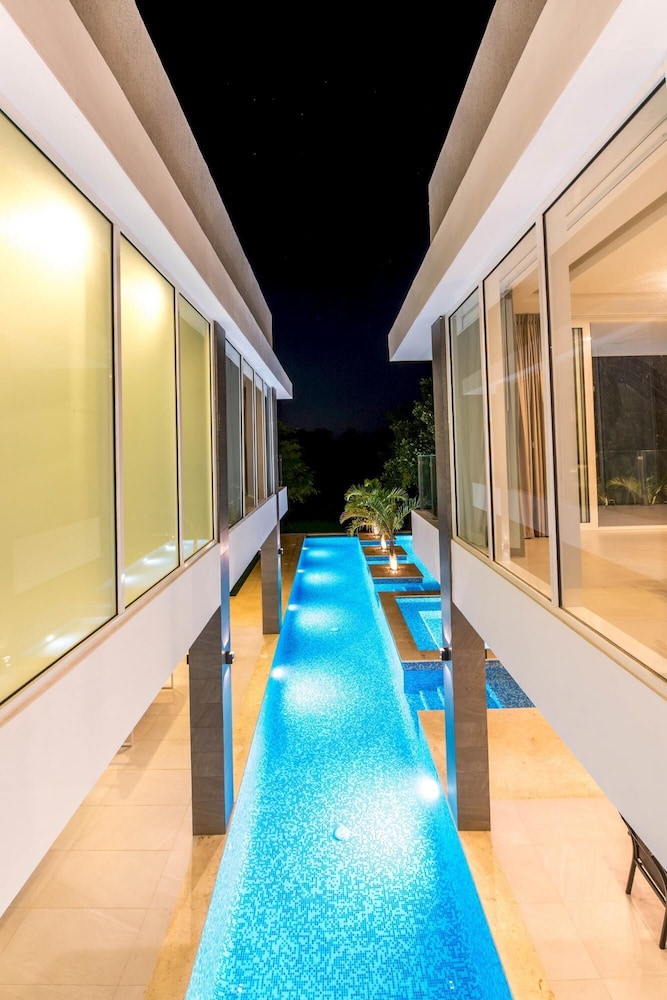 Villa Palma for Rent in Punta Cana - Ultra Modern Villa With Chef Maid view 2