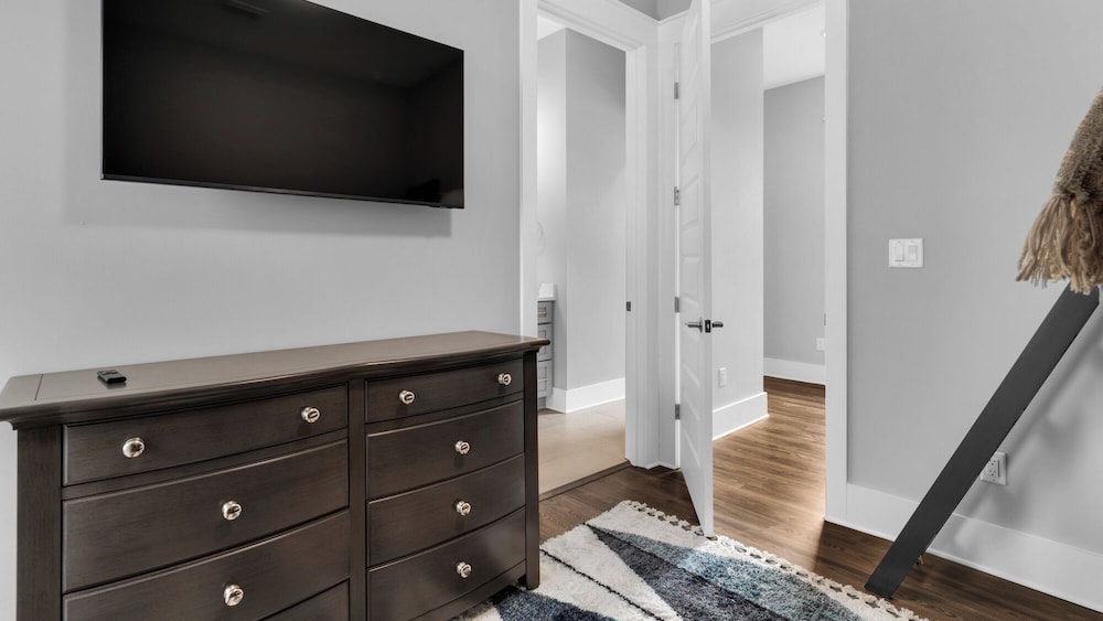 Inlet Beach Retreat With Rooftop Views, 4 Bikes + Free Attraction Tickets!