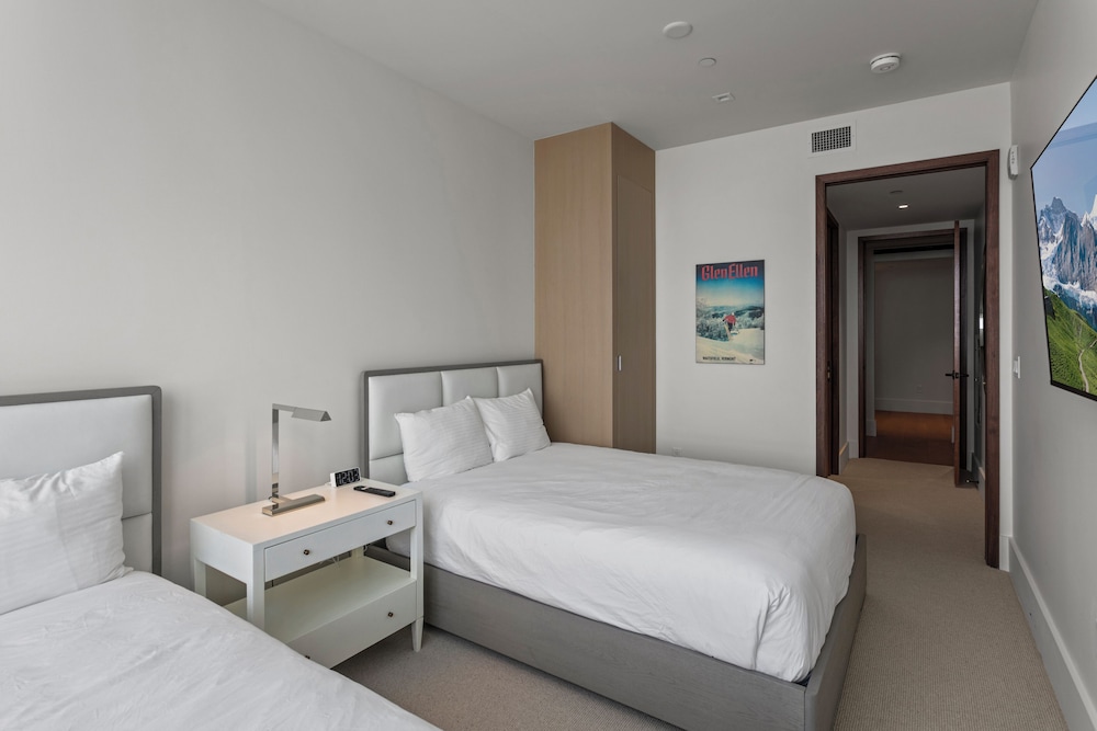 Argent at Deer Valley Resort - Three Bedroom Deluxe #203 3 Condo