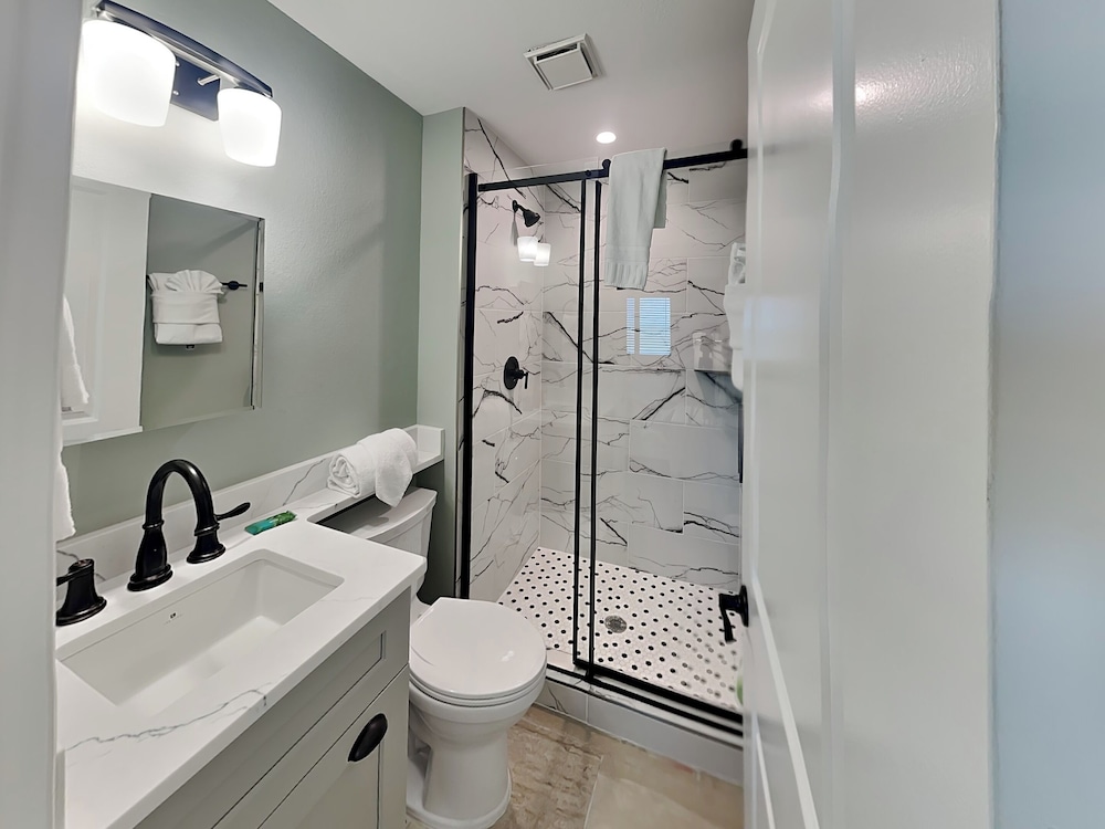 Seaside 5 by Distinctive Beach Rentals