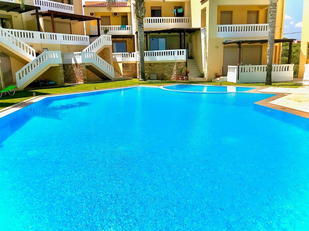 Villa Cook With Pool and Terraces With sea Views