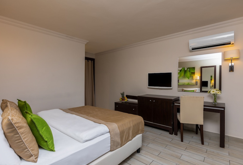 Marmaris Bay Resort - Adults Only