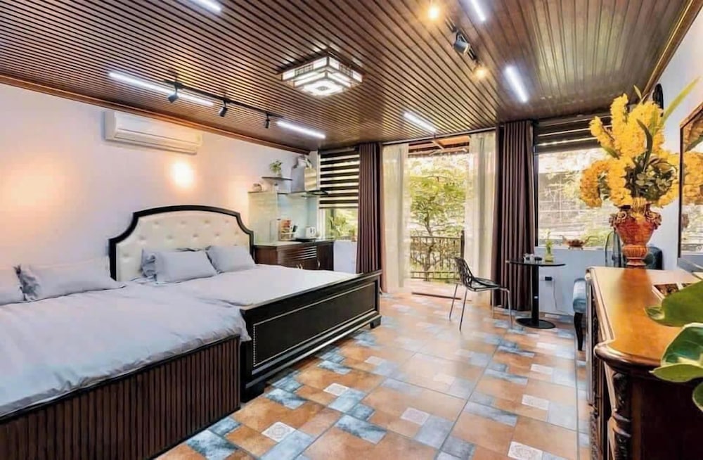 BIG PROMO-02 Bedrooms Look Hang Bo Str