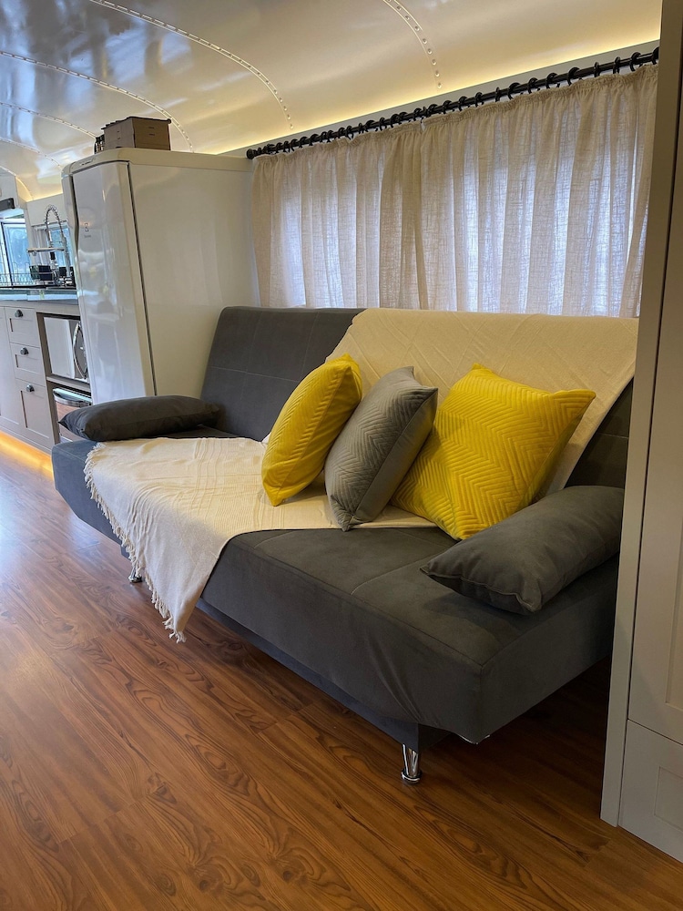 American Bus Glamping