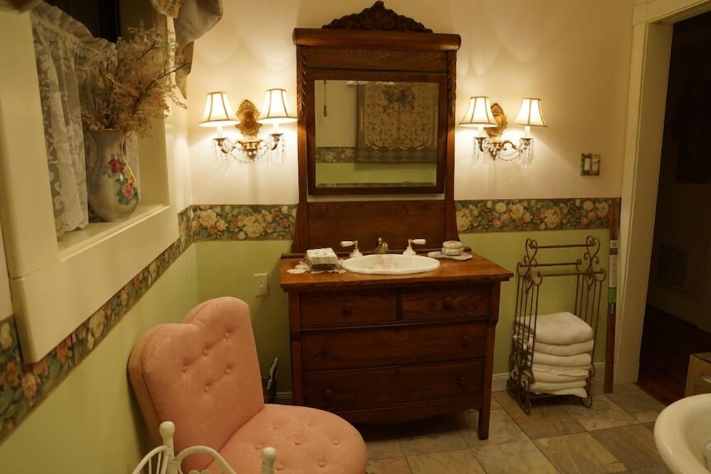 Wyman House Bed and Breakfast