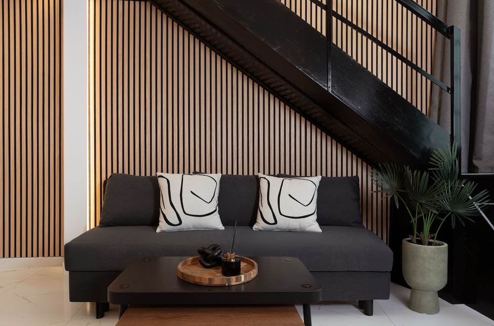 Koukaki Golden Lofts