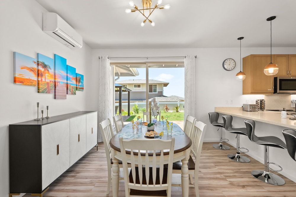 @ML Ocean View, Golf, Gazebo and Bbq, we Have All!