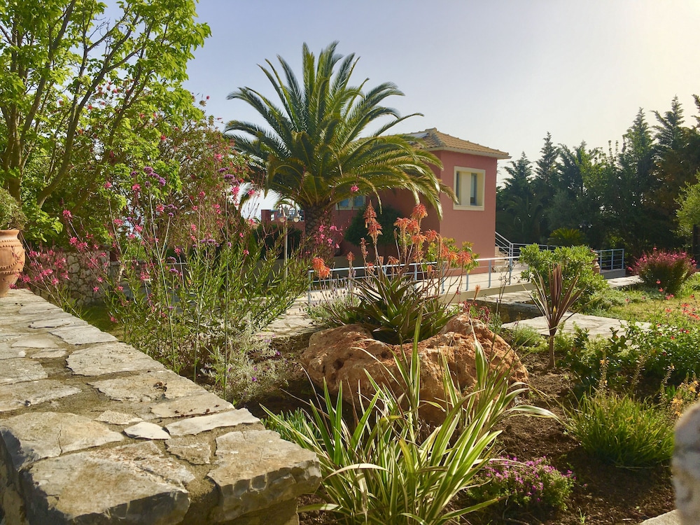 Mira Resort