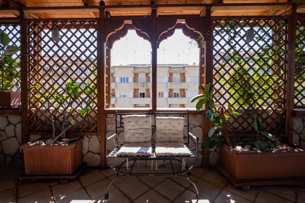 Amazing Penthouse by Caracalla