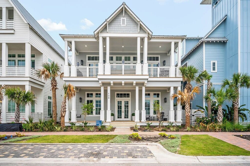 Pelican Place 108 RET