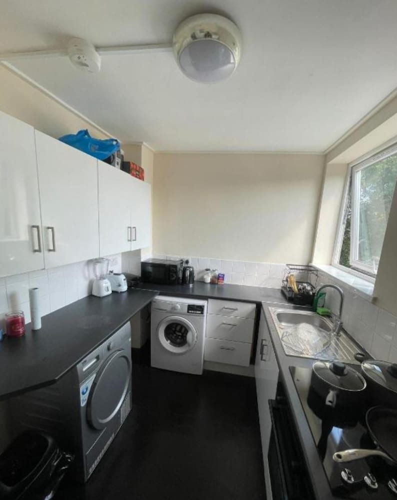 Hillside Retreat in Wolverhampton